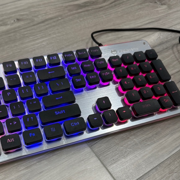 EUC LANGTU Membrane Gaming Keyboard Colorful LED Backlit Keyboard, USB Wired - Picture 4 of 9